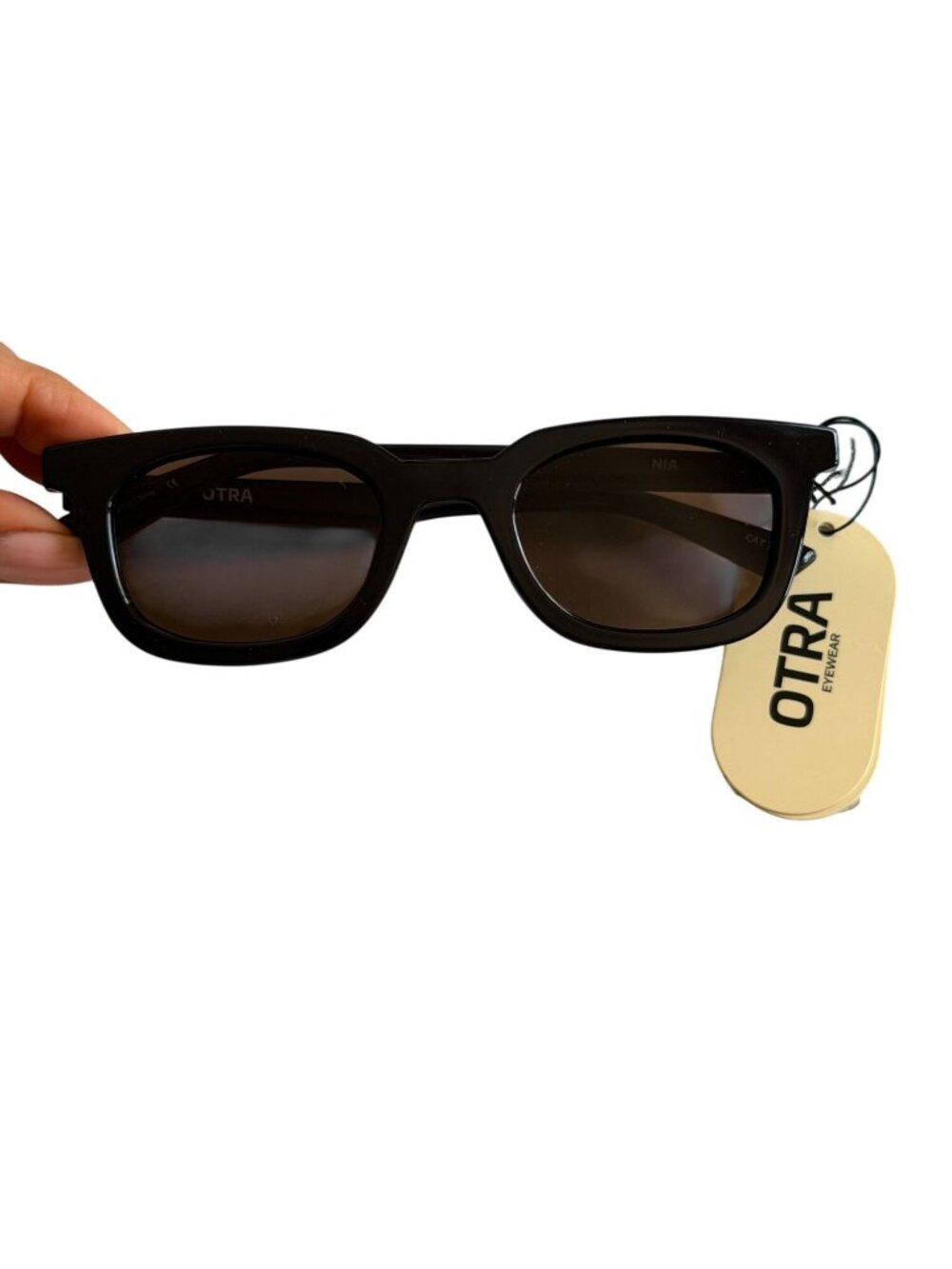 Otra Nia Sunglasses in Dark Chocolate